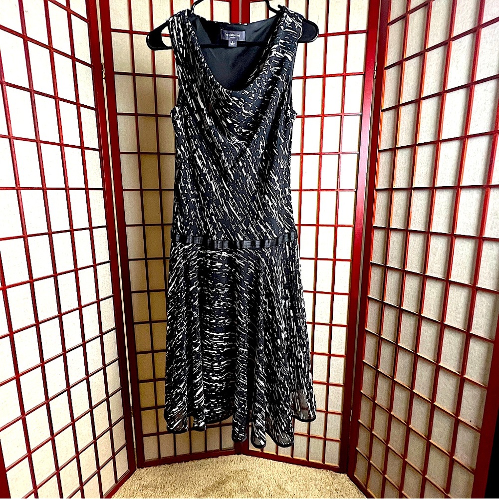 Liz Claiborne dress, size 8, black and white, drop waisted